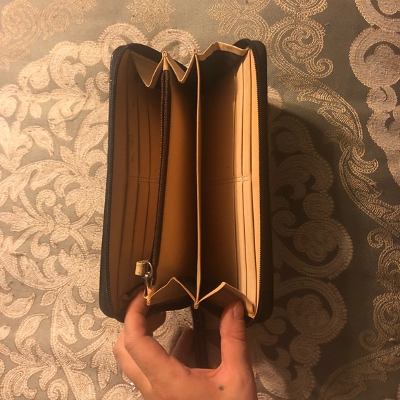 Coach Wallet - Picture 3 of 3